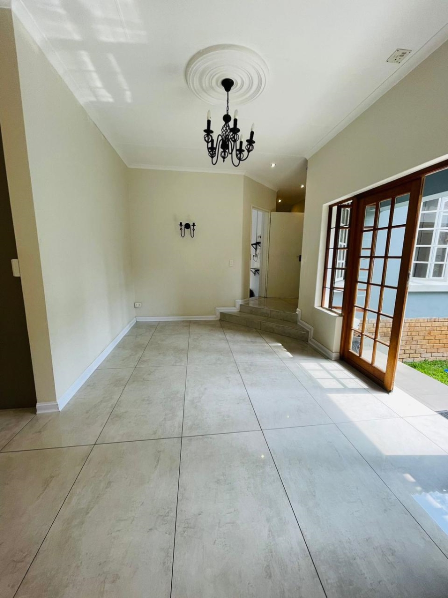 3 Bedroom Property for Sale in Greenstone Hill Gauteng
