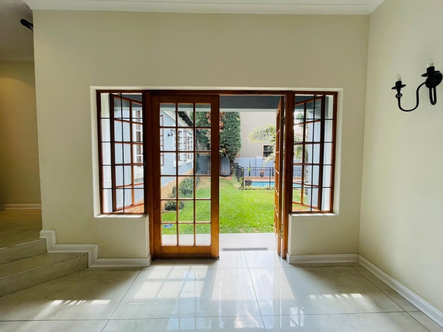 3 Bedroom Property for Sale in Greenstone Hill Gauteng