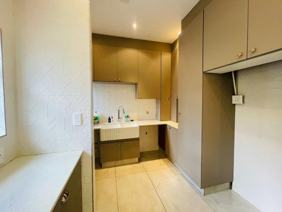 3 Bedroom Property for Sale in Greenstone Hill Gauteng
