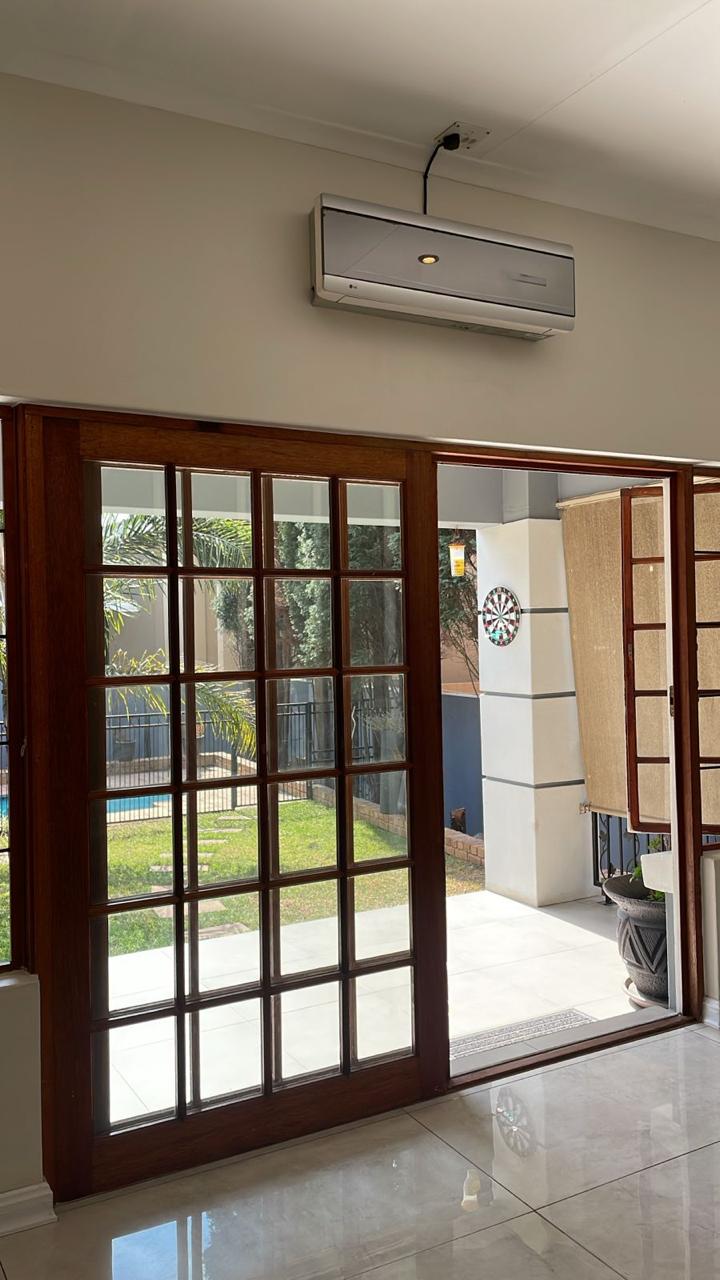 3 Bedroom Property for Sale in Greenstone Hill Gauteng
