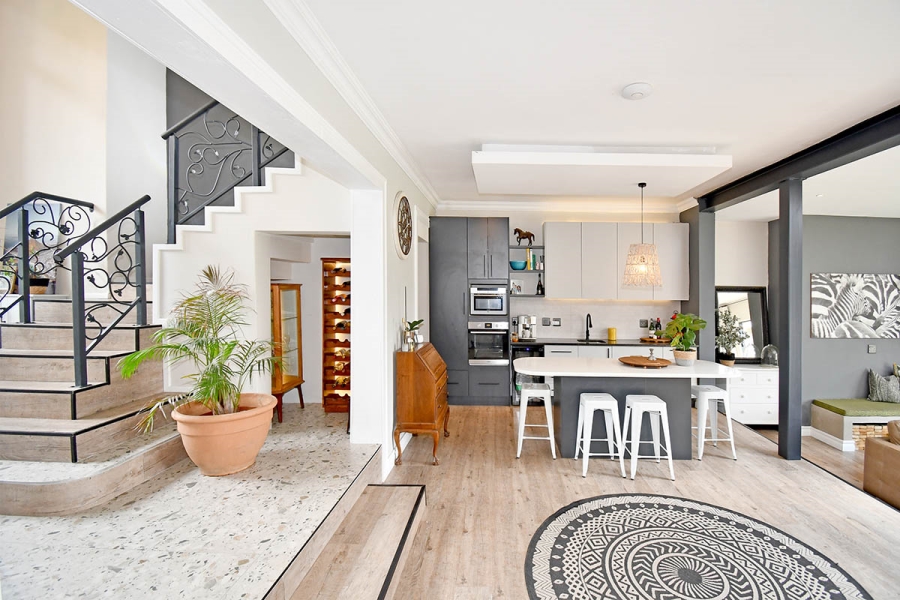8 Bedroom Property for Sale in Thornhill Estate Gauteng