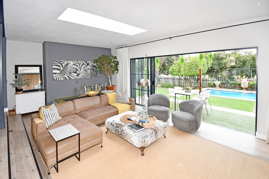 8 Bedroom Property for Sale in Thornhill Estate Gauteng