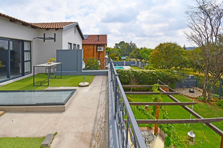 8 Bedroom Property for Sale in Thornhill Estate Gauteng