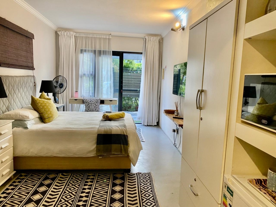 8 Bedroom Property for Sale in Thornhill Estate Gauteng