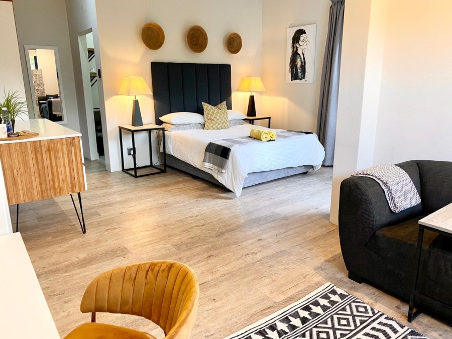 8 Bedroom Property for Sale in Thornhill Estate Gauteng