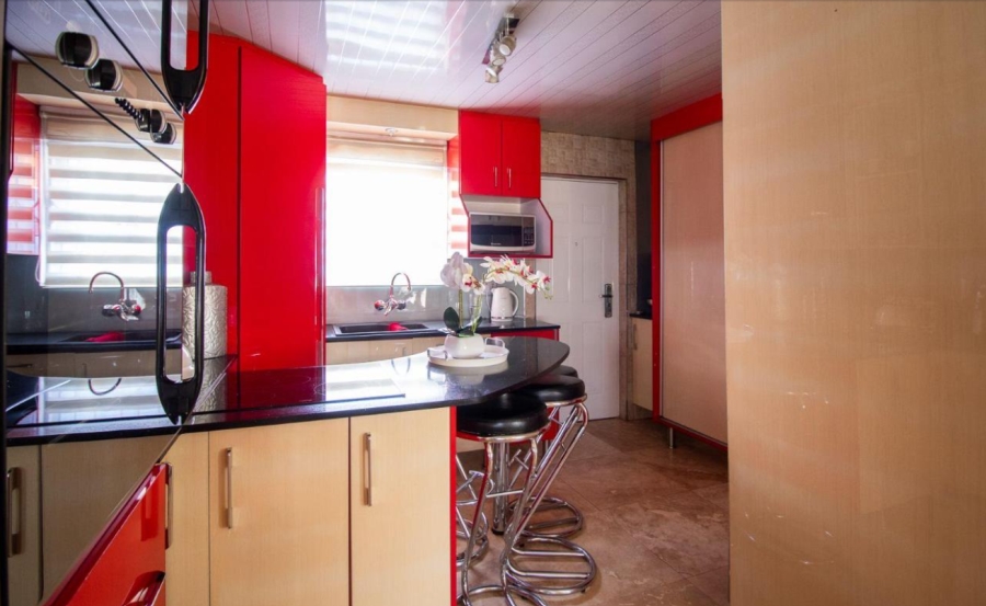 3 Bedroom Property for Sale in Alveda Park Gauteng