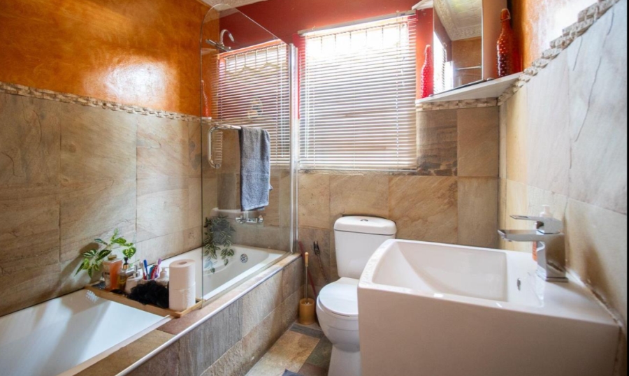 3 Bedroom Property for Sale in Alveda Park Gauteng