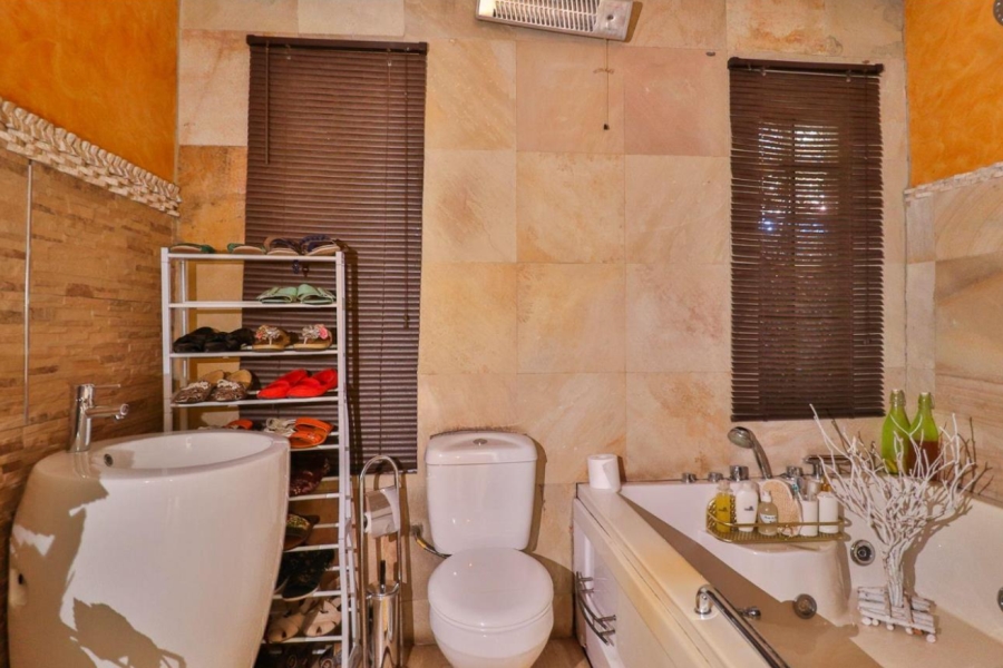 3 Bedroom Property for Sale in Alveda Park Gauteng