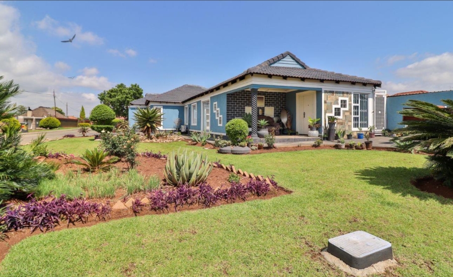 3 Bedroom Property for Sale in Alveda Park Gauteng