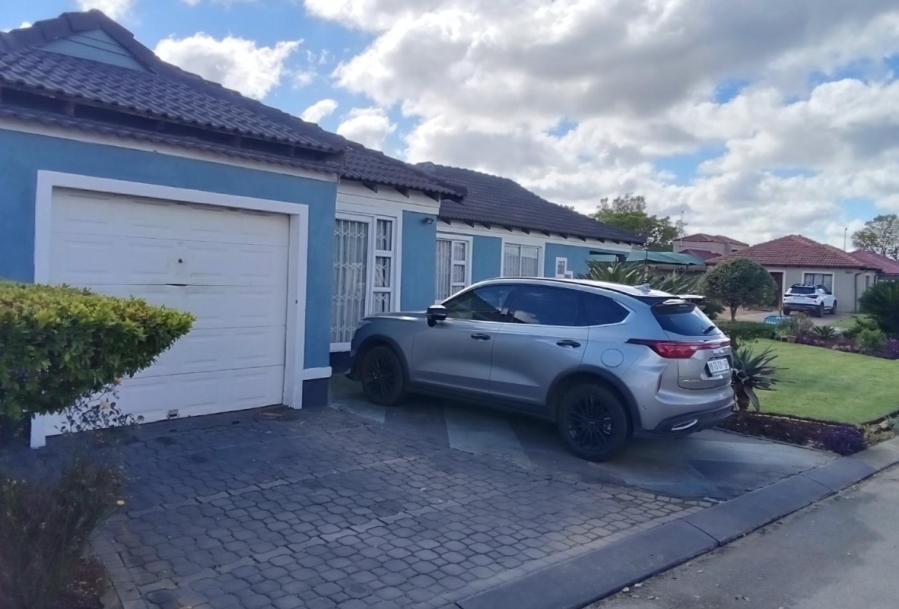 3 Bedroom Property for Sale in Alveda Park Gauteng
