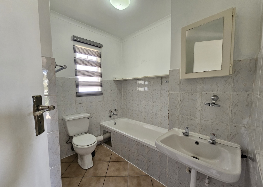To Let 2 Bedroom Property for Rent in Boskruin Gauteng