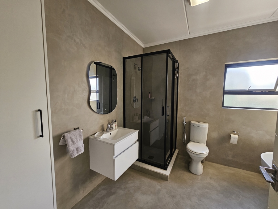 To Let 2 Bedroom Property for Rent in Waterfall Gauteng