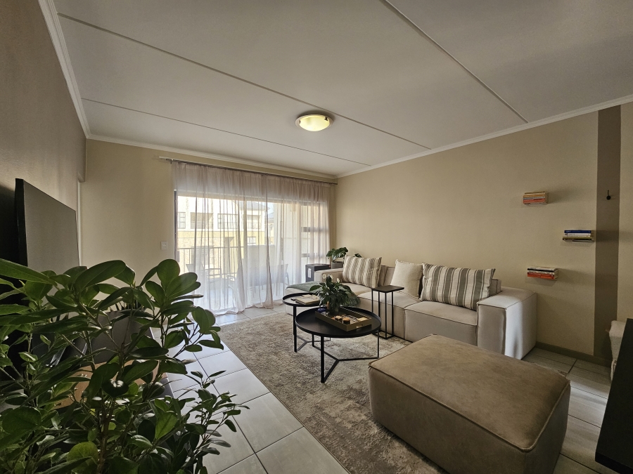 To Let 2 Bedroom Property for Rent in Waterfall Gauteng
