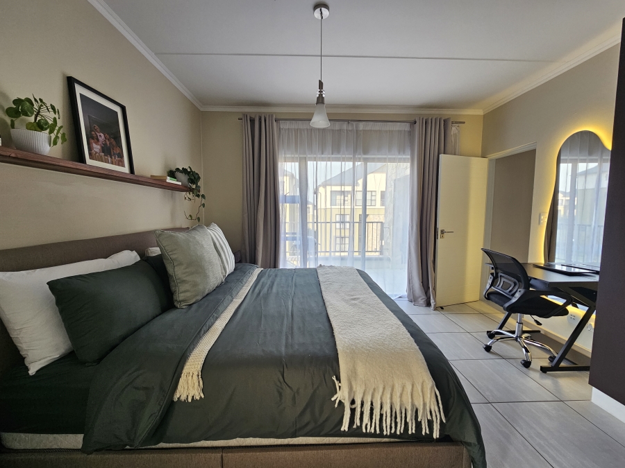 To Let 2 Bedroom Property for Rent in Waterfall Gauteng