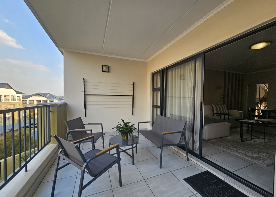To Let 2 Bedroom Property for Rent in Waterfall Gauteng