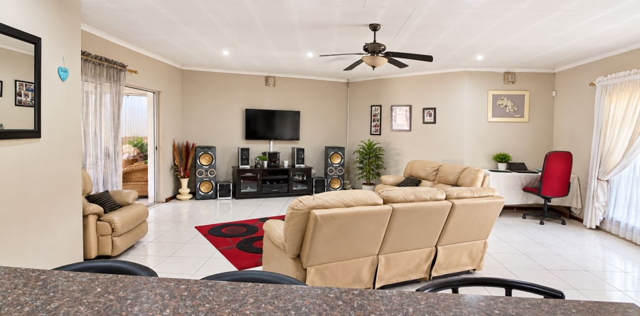 5 Bedroom Property for Sale in Elspark Gauteng