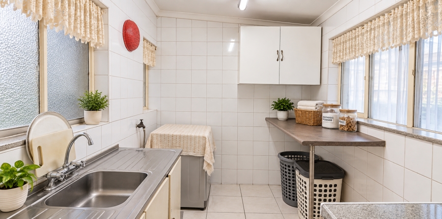 5 Bedroom Property for Sale in Elspark Gauteng