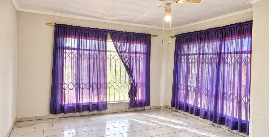 5 Bedroom Property for Sale in Elspark Gauteng