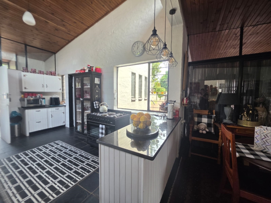 4 Bedroom Property for Sale in Vanderbijlpark SW 5 Gauteng