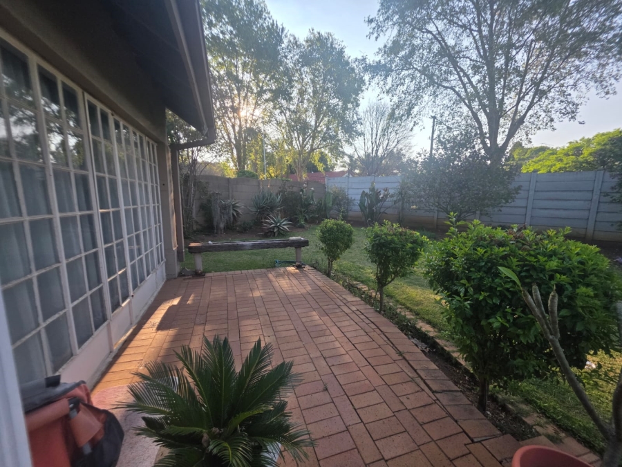 3 Bedroom Property for Sale in Vanderbijlpark SW 5 Gauteng