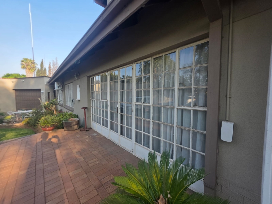 3 Bedroom Property for Sale in Vanderbijlpark SW 5 Gauteng