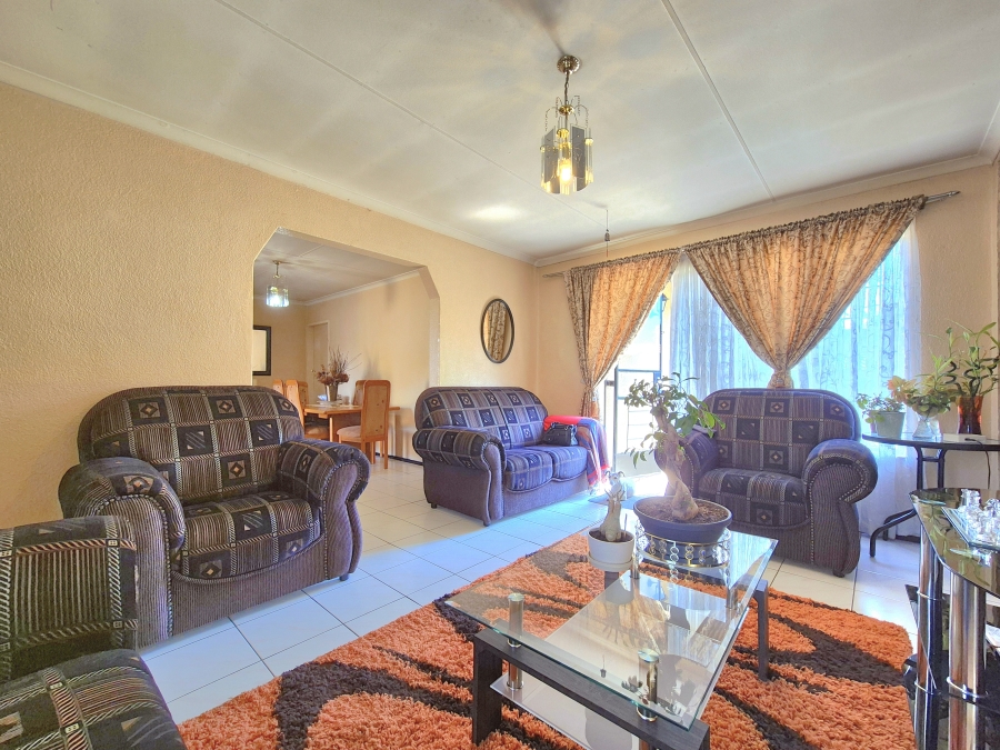 2 Bedroom Property for Sale in Dalpark Gauteng