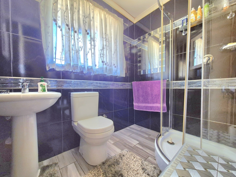 2 Bedroom Property for Sale in Dalpark Gauteng
