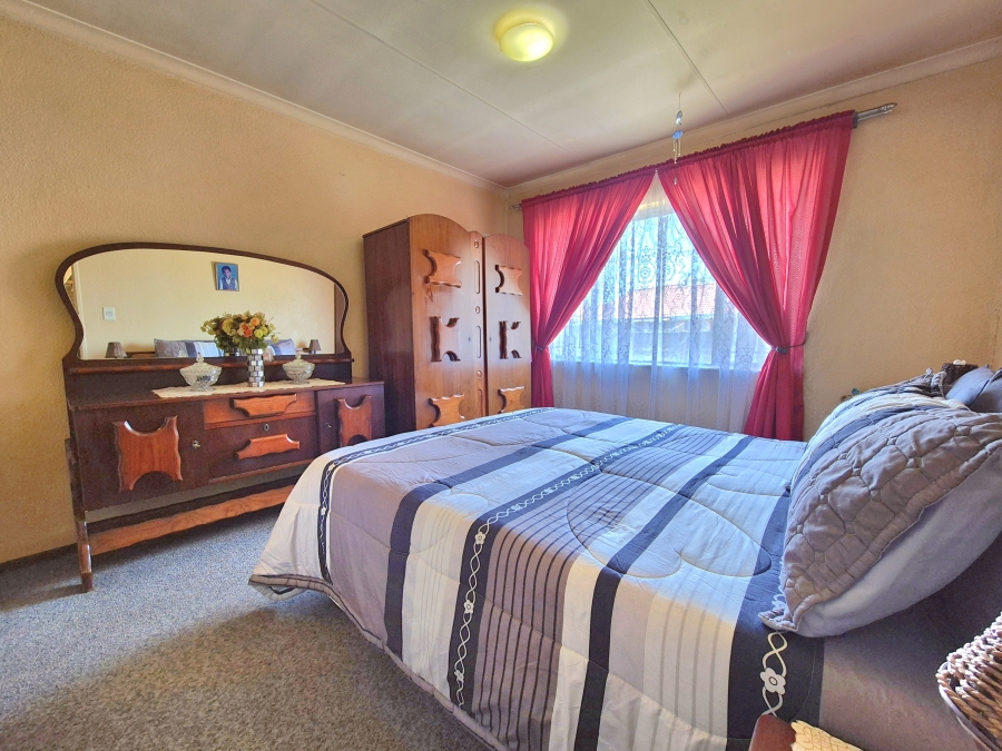 2 Bedroom Property for Sale in Dalpark Gauteng