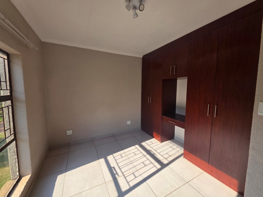 To Let 3 Bedroom Property for Rent in Kaalplaats Gauteng