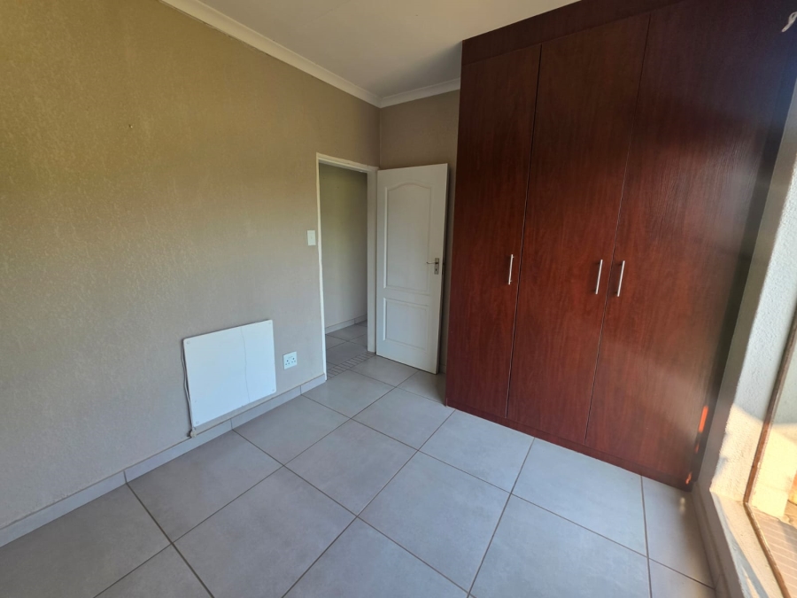 To Let 3 Bedroom Property for Rent in Kaalplaats Gauteng