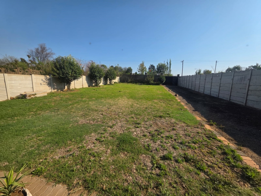 To Let 3 Bedroom Property for Rent in Kaalplaats Gauteng