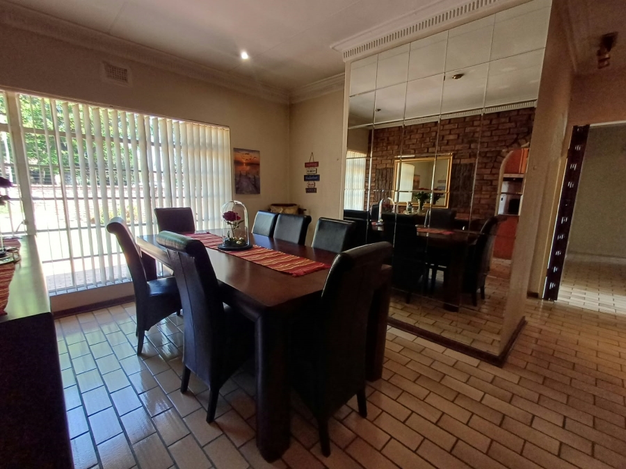 4 Bedroom Property for Sale in Dersley Gauteng