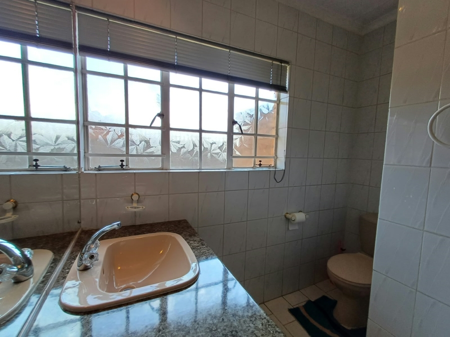 4 Bedroom Property for Sale in Dersley Gauteng