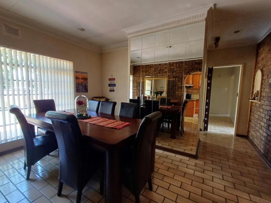 4 Bedroom Property for Sale in Dersley Gauteng