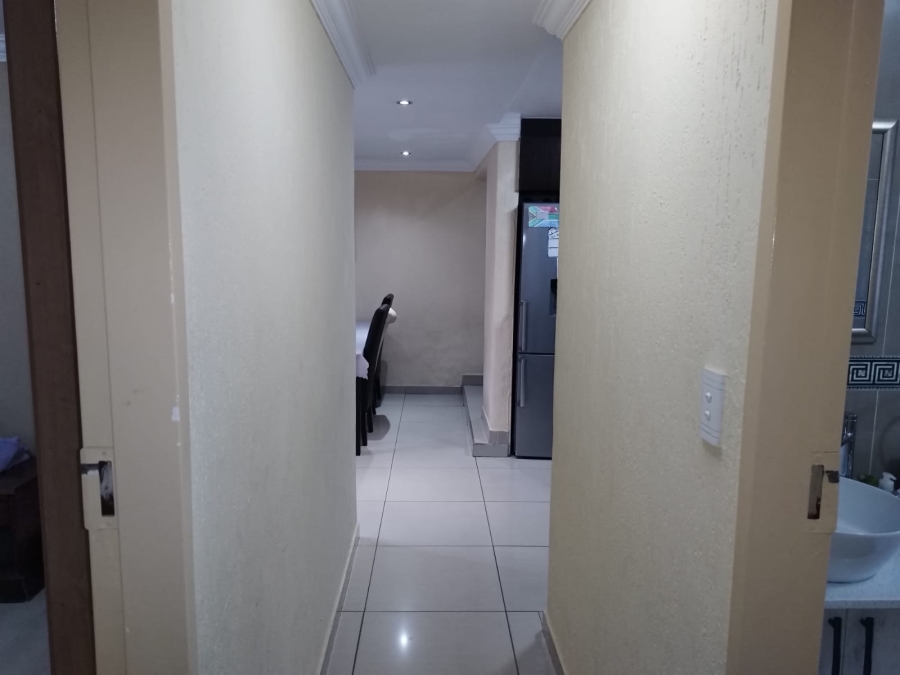 3 Bedroom Property for Sale in Birch Acres Gauteng
