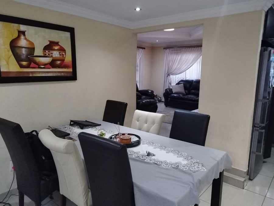 3 Bedroom Property for Sale in Birch Acres Gauteng