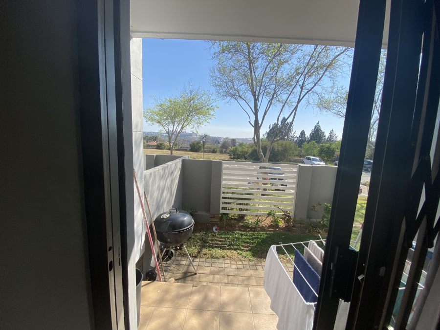 To Let 2 Bedroom Property for Rent in Dainfern Gauteng