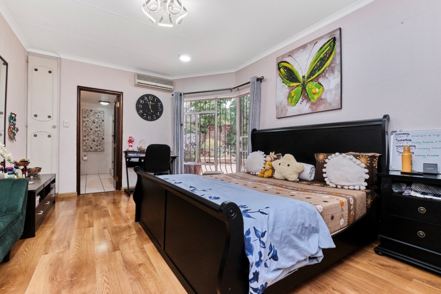 3 Bedroom Property for Sale in Morningside Manor Gauteng