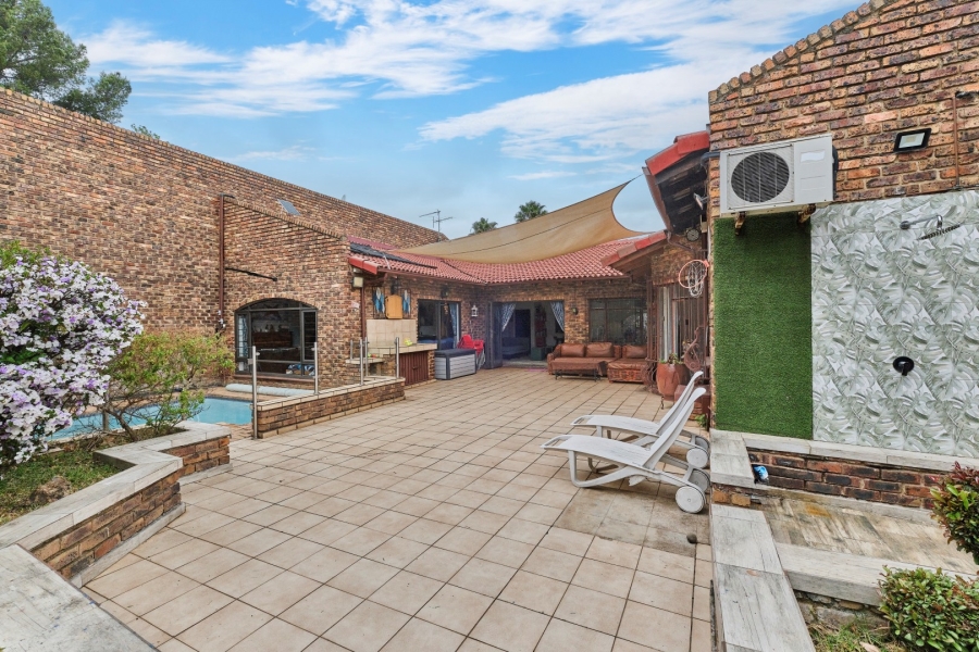 3 Bedroom Property for Sale in Morningside Manor Gauteng