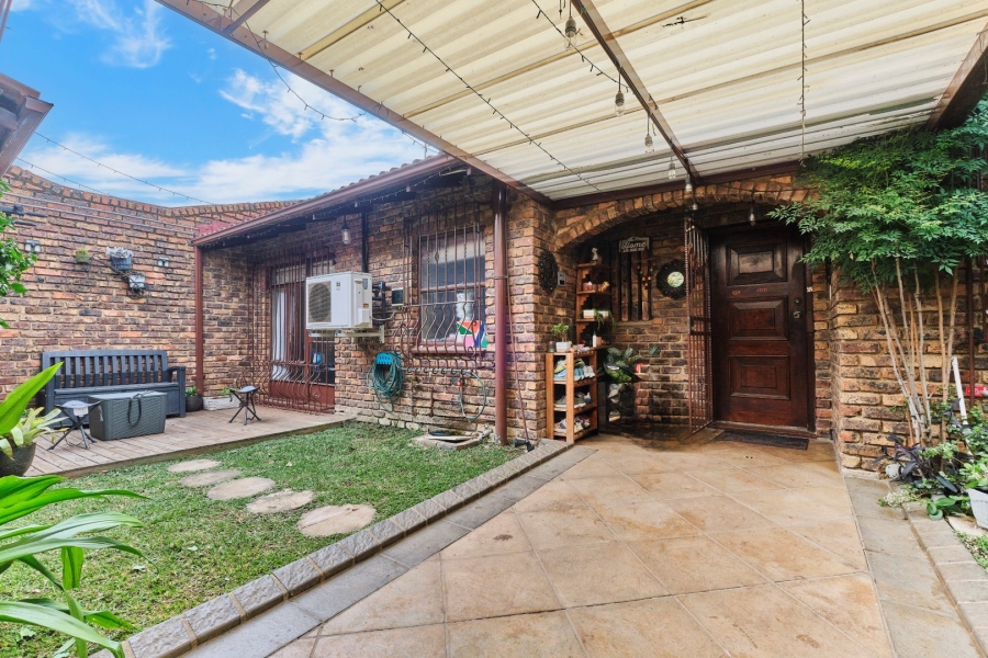 3 Bedroom Property for Sale in Morningside Manor Gauteng
