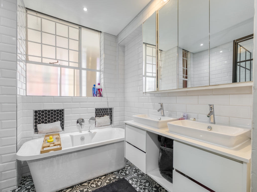 4 Bedroom Property for Sale in Fairways Gauteng