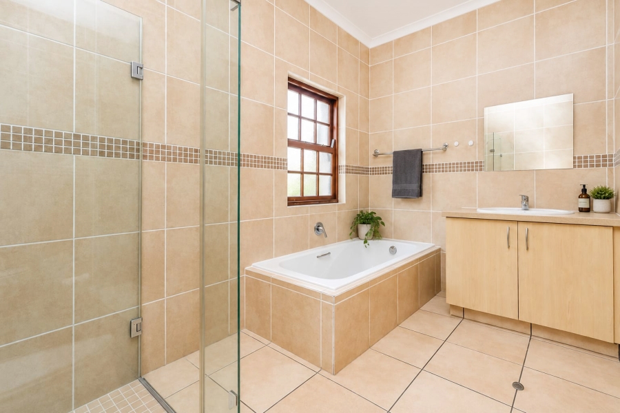 4 Bedroom Property for Sale in Kyalami Gauteng