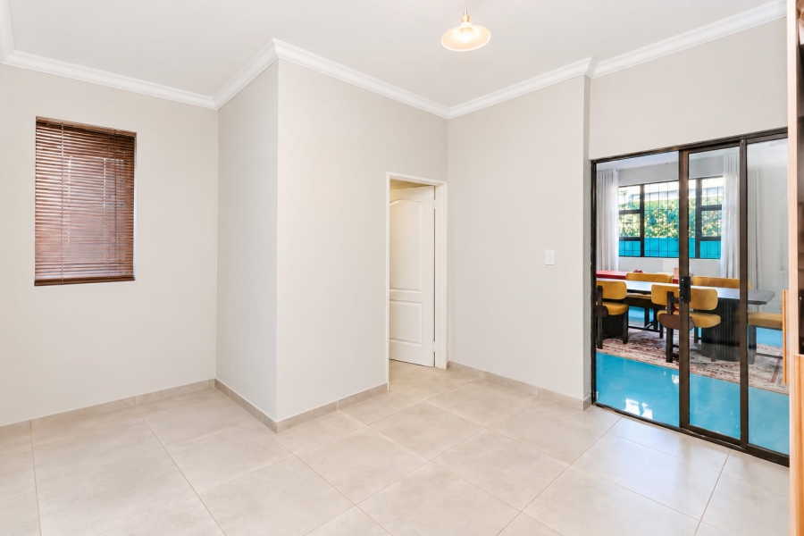 2 Bedroom Property for Sale in Melville Gauteng