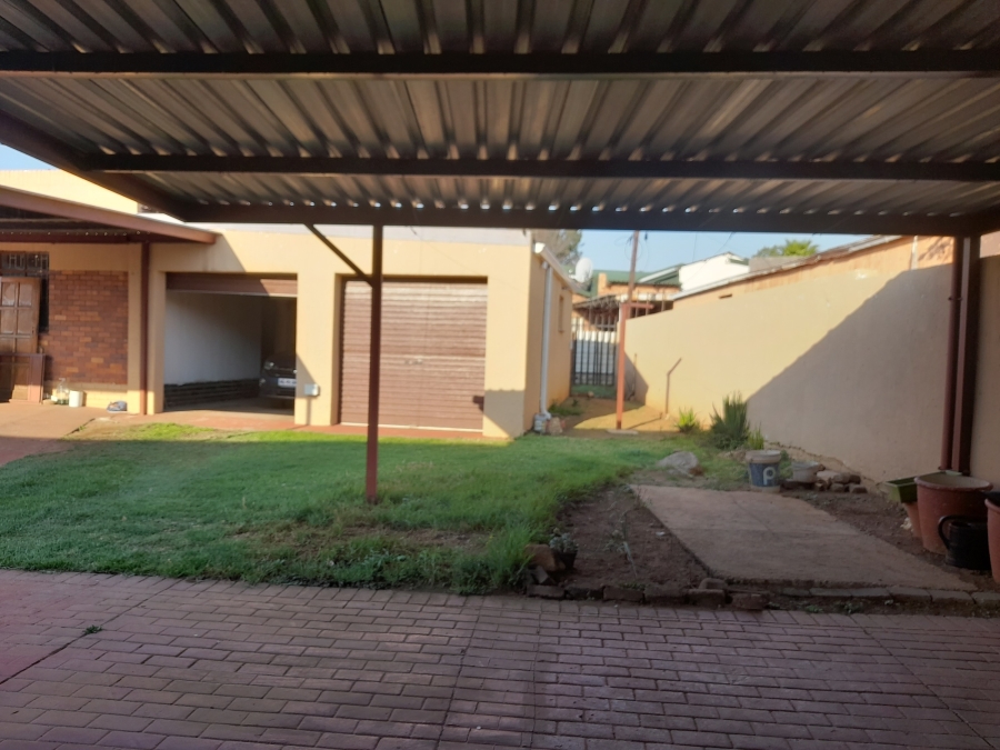 3 Bedroom Property for Sale in Florentia Gauteng