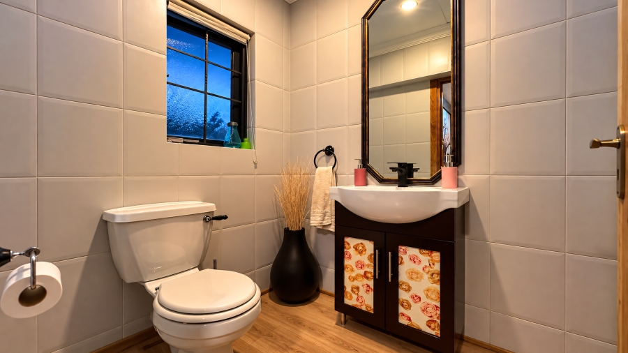 3 Bedroom Property for Sale in Lonehill Gauteng