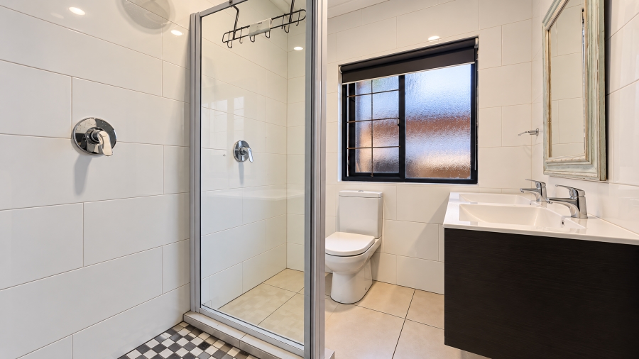 3 Bedroom Property for Sale in Lonehill Gauteng
