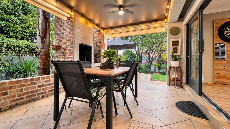 3 Bedroom Property for Sale in Lonehill Gauteng