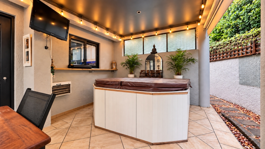 3 Bedroom Property for Sale in Lonehill Gauteng