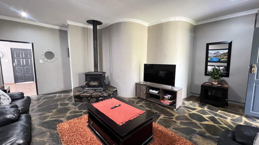 3 Bedroom Property for Sale in Hekpoort Gauteng