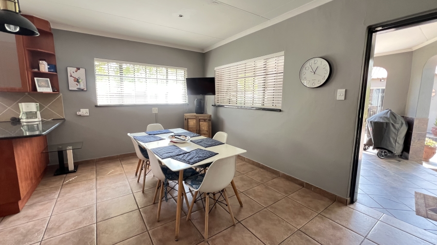 3 Bedroom Property for Sale in Hekpoort Gauteng